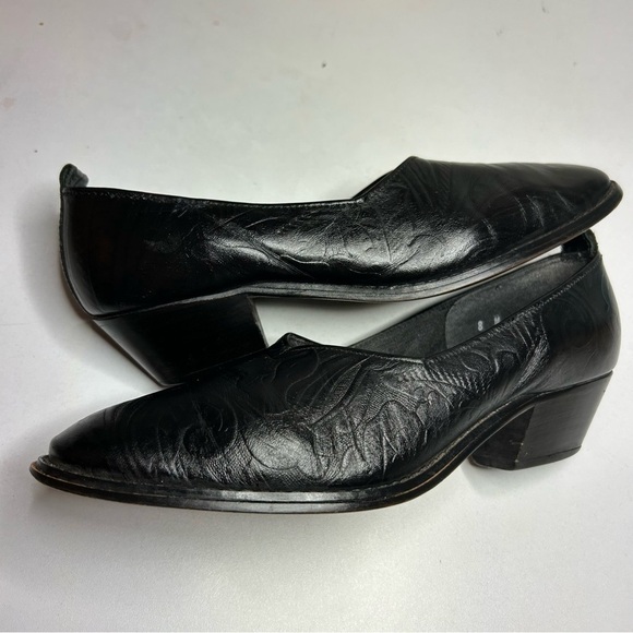 Tic tac toes Black Leather Embossed Loafers Sz 8 - Picture 4 of 12